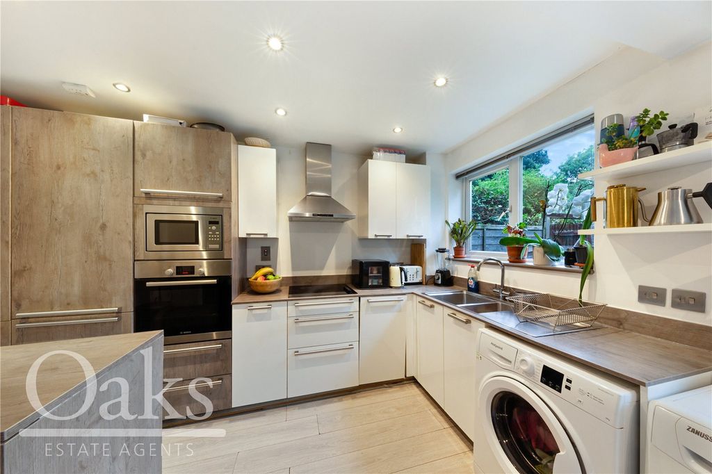 Property photo 3 of 12 Picture No. 09