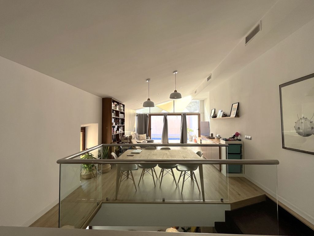 Property photo 3 of 17 P 82215 14.08.25_003.Jpg