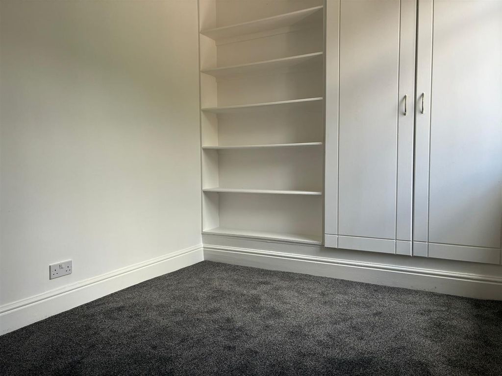 Property photo 3 of 9 6dc1c1E2-Dac6-4A41-8Da3-A2c7d1343d45.Jpeg