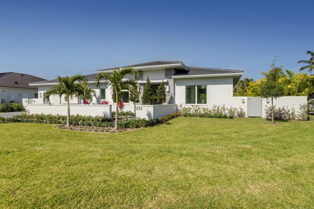 Property photo 2 of 10 <Alttext/>