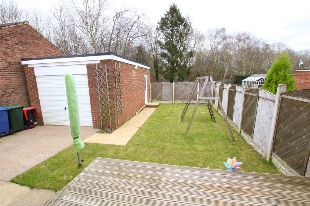 Property photo 3 of 20 Rear Garden