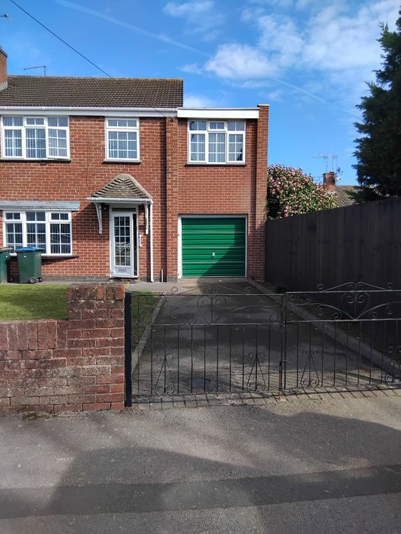 Property photo 1 of 41