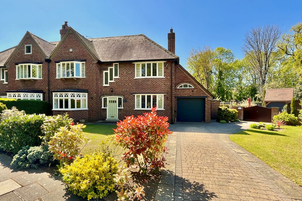 Property photo 1 of 39 1