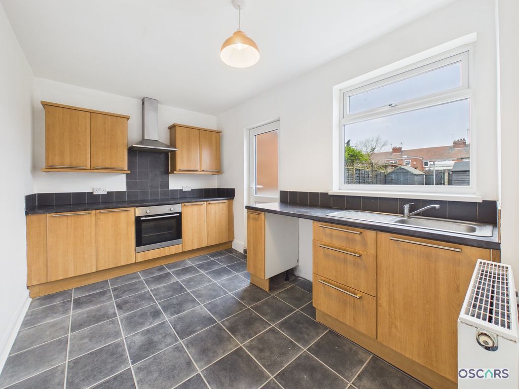 Property photo 3 of 12 Photo 7