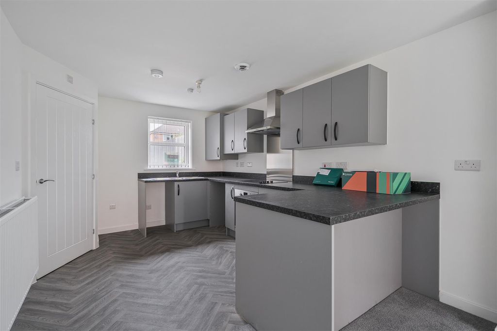 Property photo 3 of 10 1442251-6-69De3Cb5E92d5.Jpg