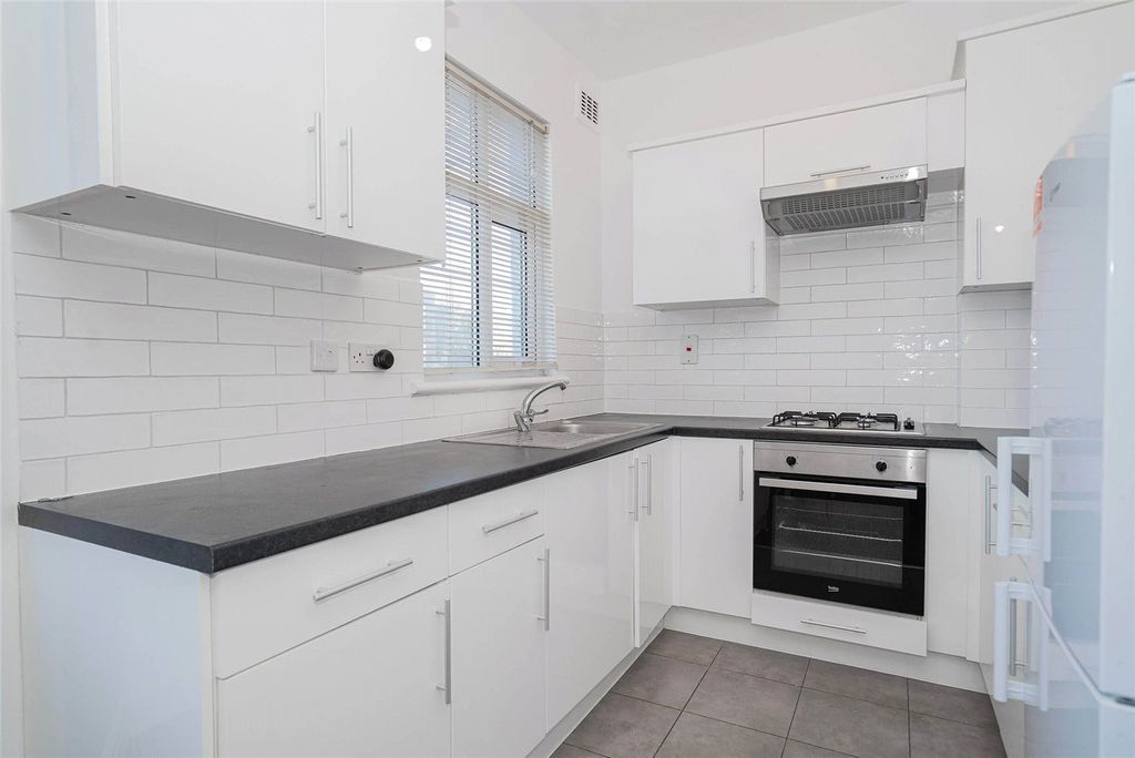 Property photo 3 of 19 Kitchen A