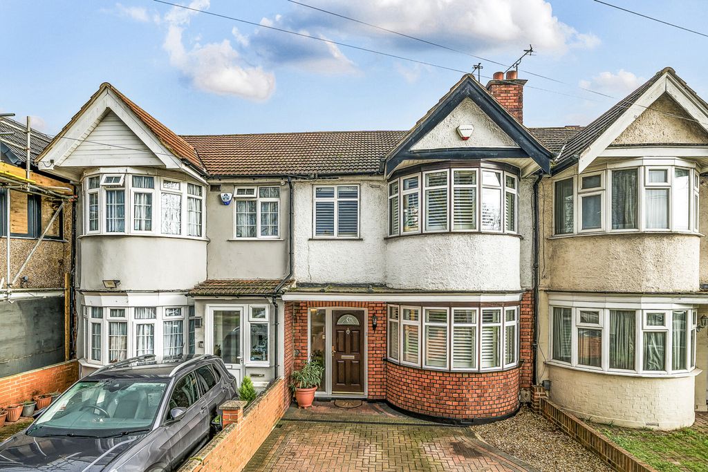 Property photo 1 of 18 1414970-1-6993437...