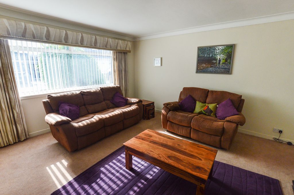 Property photo 2 of 24