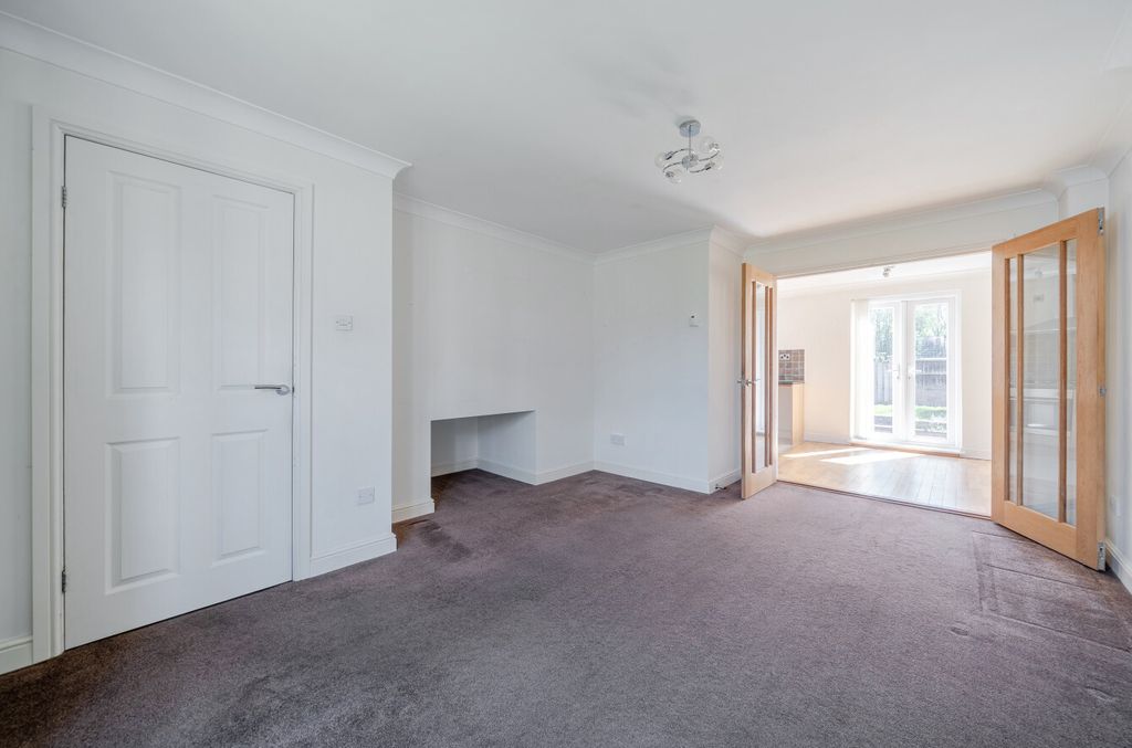 Property photo 3 of 20 1450249-13-69E781...
