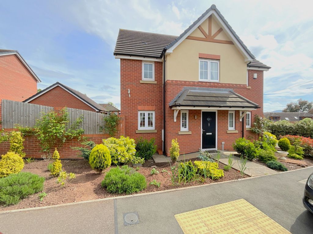 Property photo 2 of 19