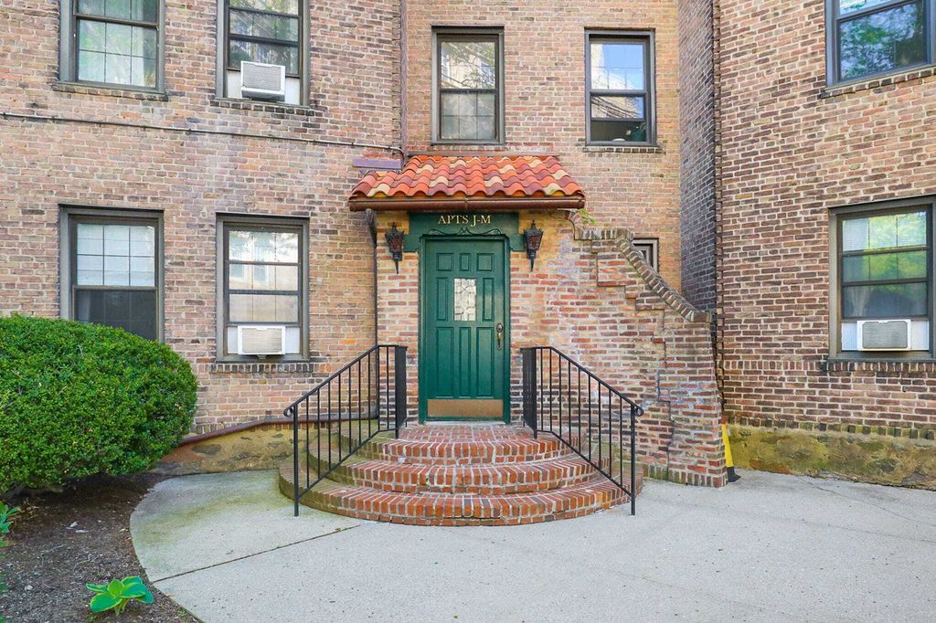 Property photo 2 of 27 <Alttext/>