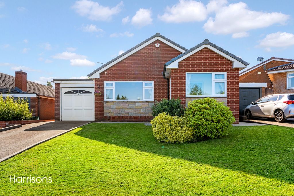 Property photo 2 of 37 5252291