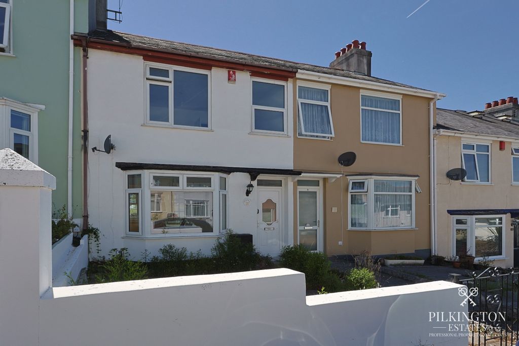 Property photo 1 of 12 5301340