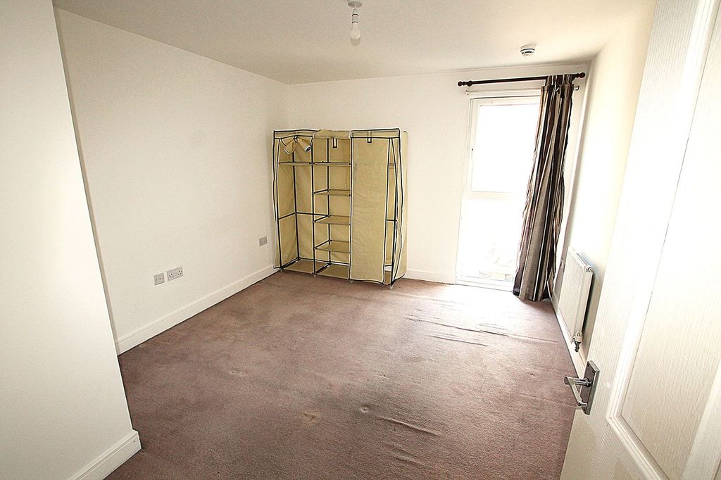 Property photo 2 of 6