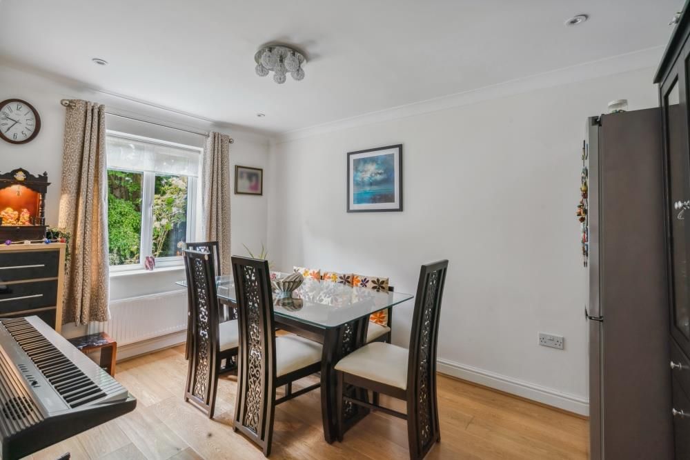 Property photo 3 of 15 Dining Room