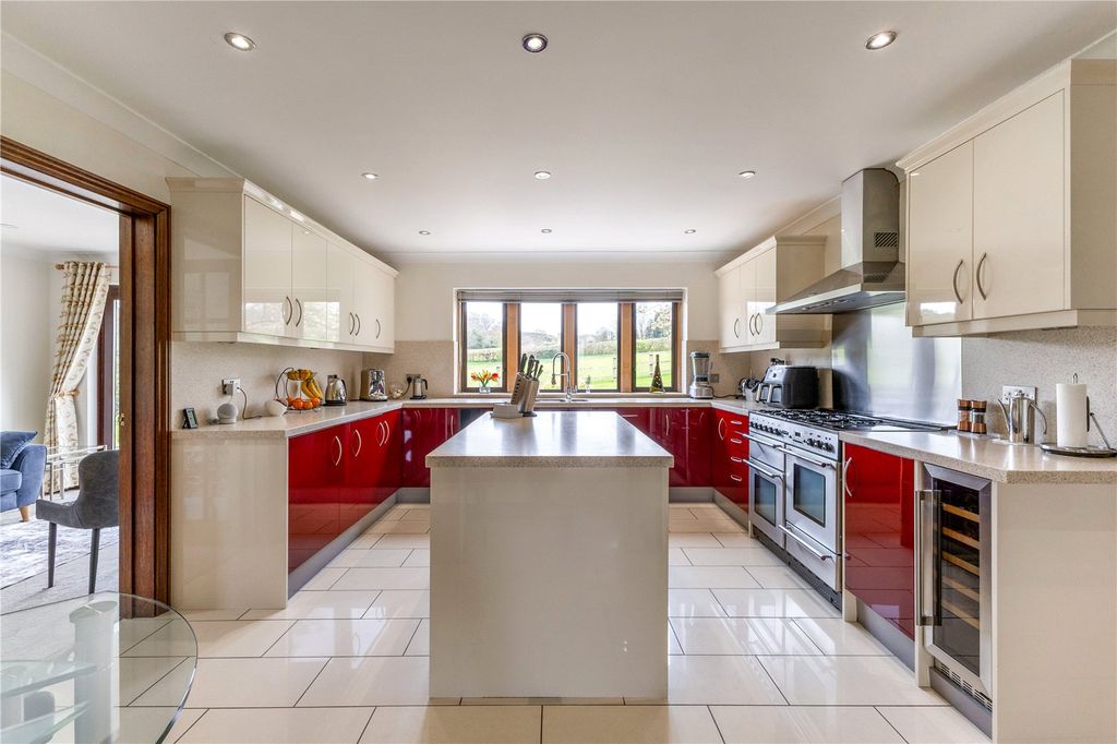 Property photo 3 of 13 Kitchen