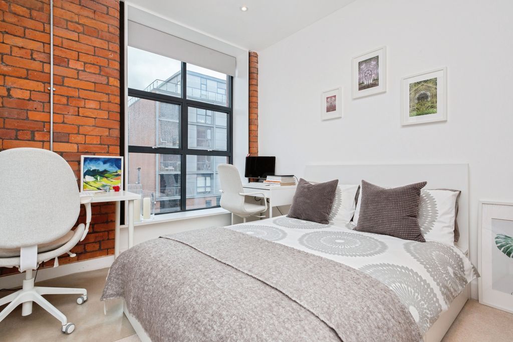 Property photo 3 of 14 Bedroom Two