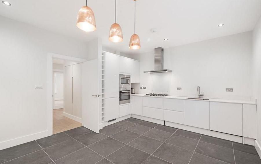 Property photo 1 of 4