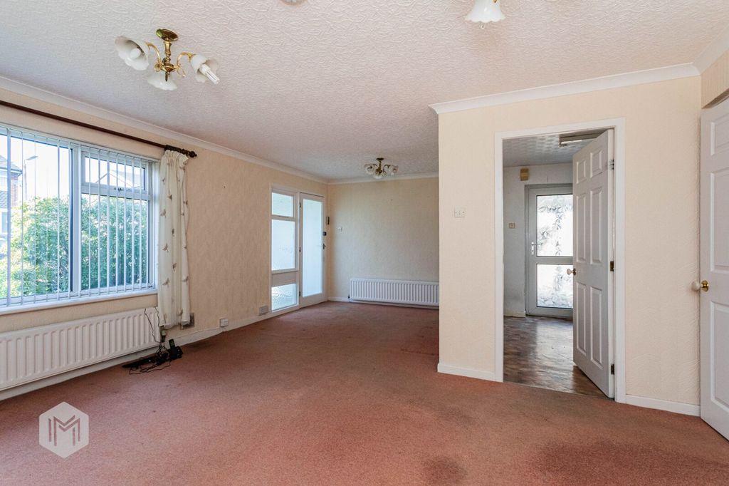 Property photo 2 of 16 Picture No. 09