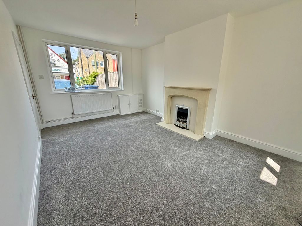 Property photo 2 of 15 Image