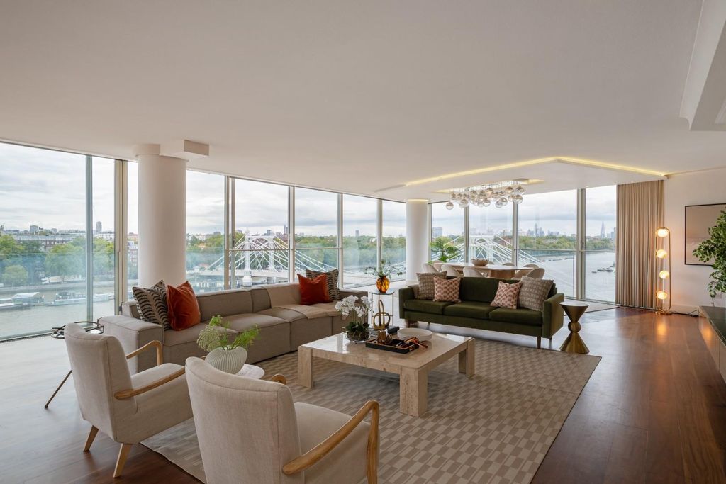 Property photo 2 of 63 Apartment 64-66 Riverside One Hi-68.Jpg