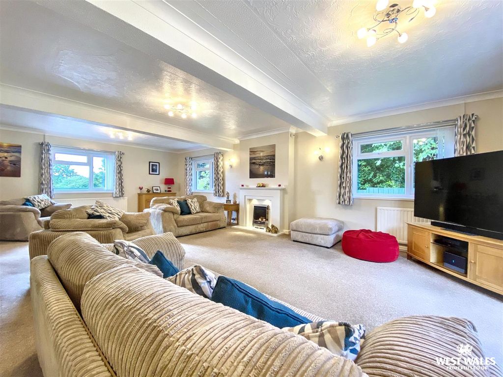 Property photo 3 of 27 Img_4679.Jpg