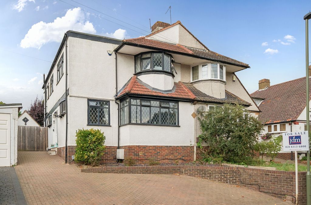 Property photo 1 of 24 1337084-6-689Cbd9...