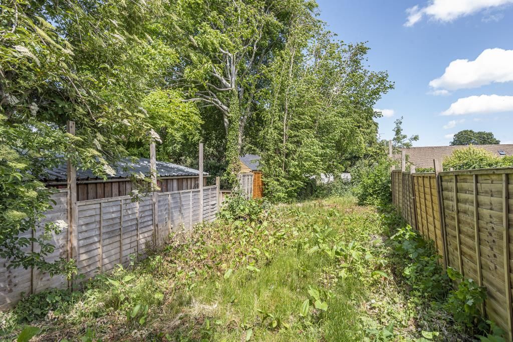 Property photo 3 of 10 Outside View