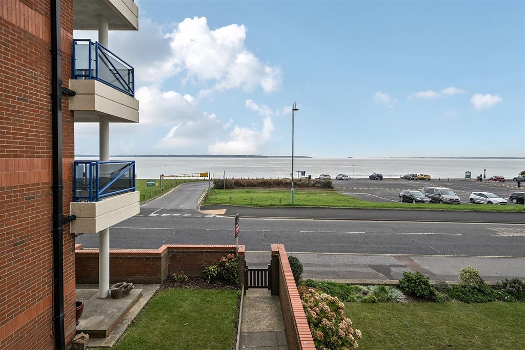 Property photo 1 of 15 Outside