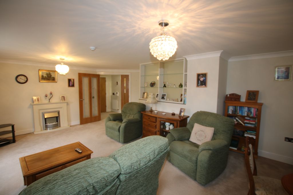 Property photo 2 of 11 19Maynardh