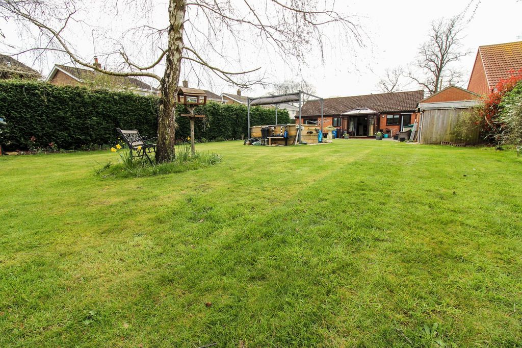 Property photo 3 of 18