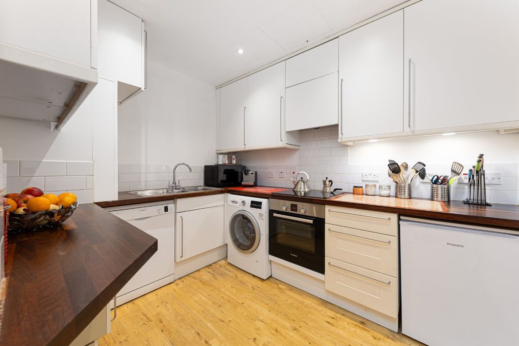 Property photo 2 of 8 Picture No. 09