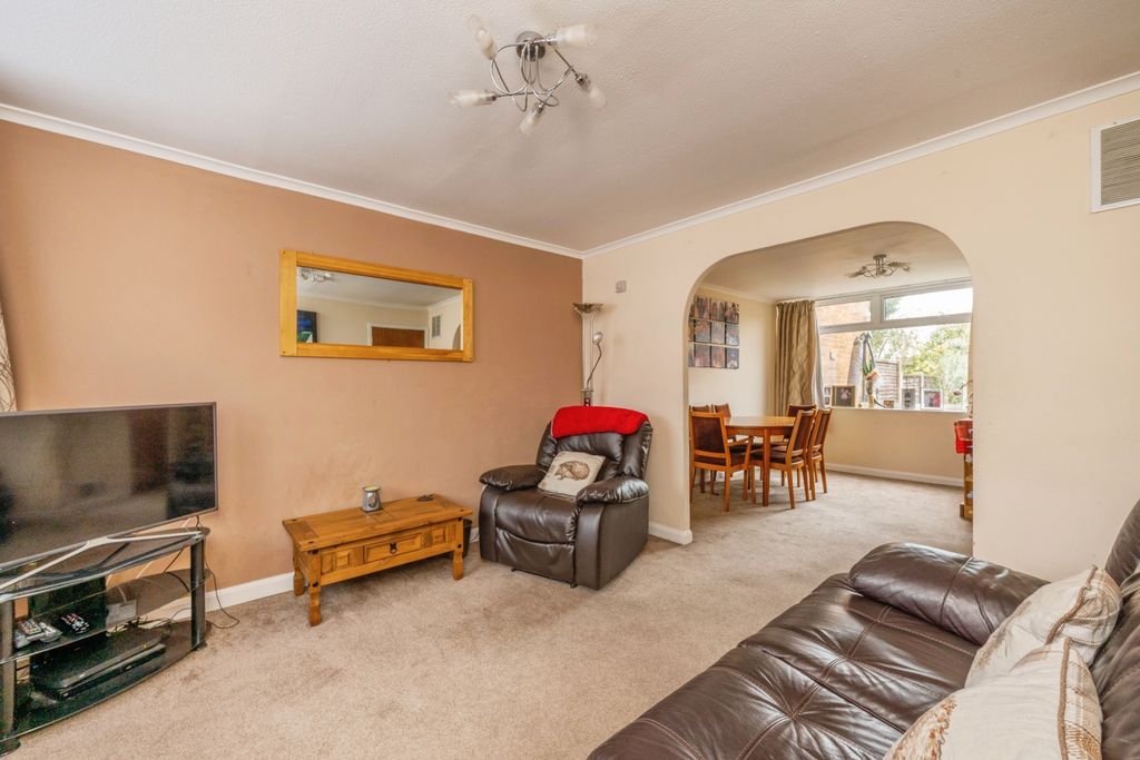 Property photo 3 of 15