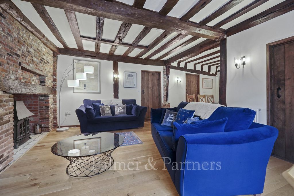 Property photo 3 of 19 Picture No. 18