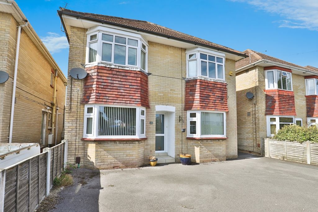 Property photo 1 of 17 Photo