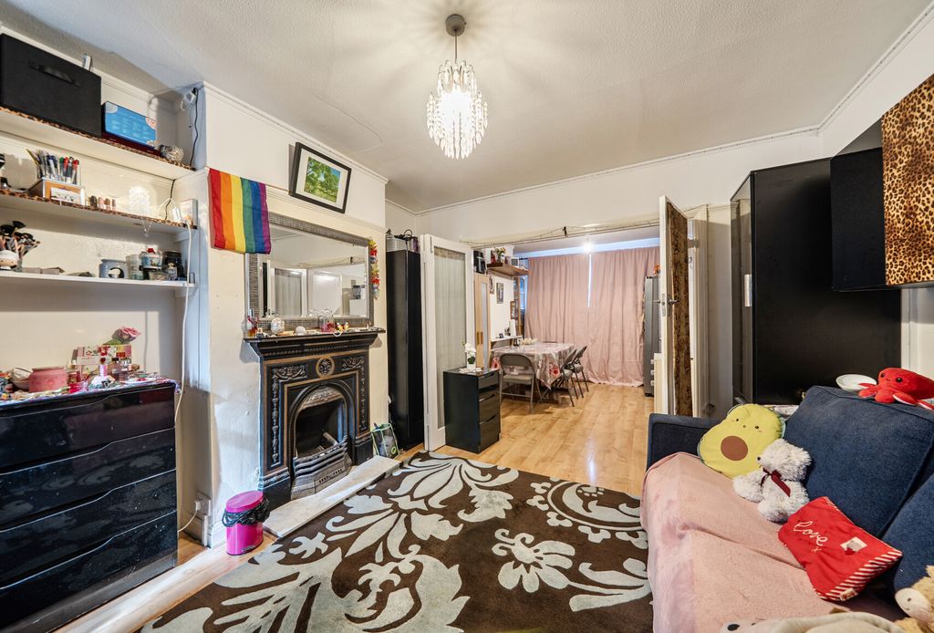 Property photo 1 of 12 1526697-13-6Abbcb...