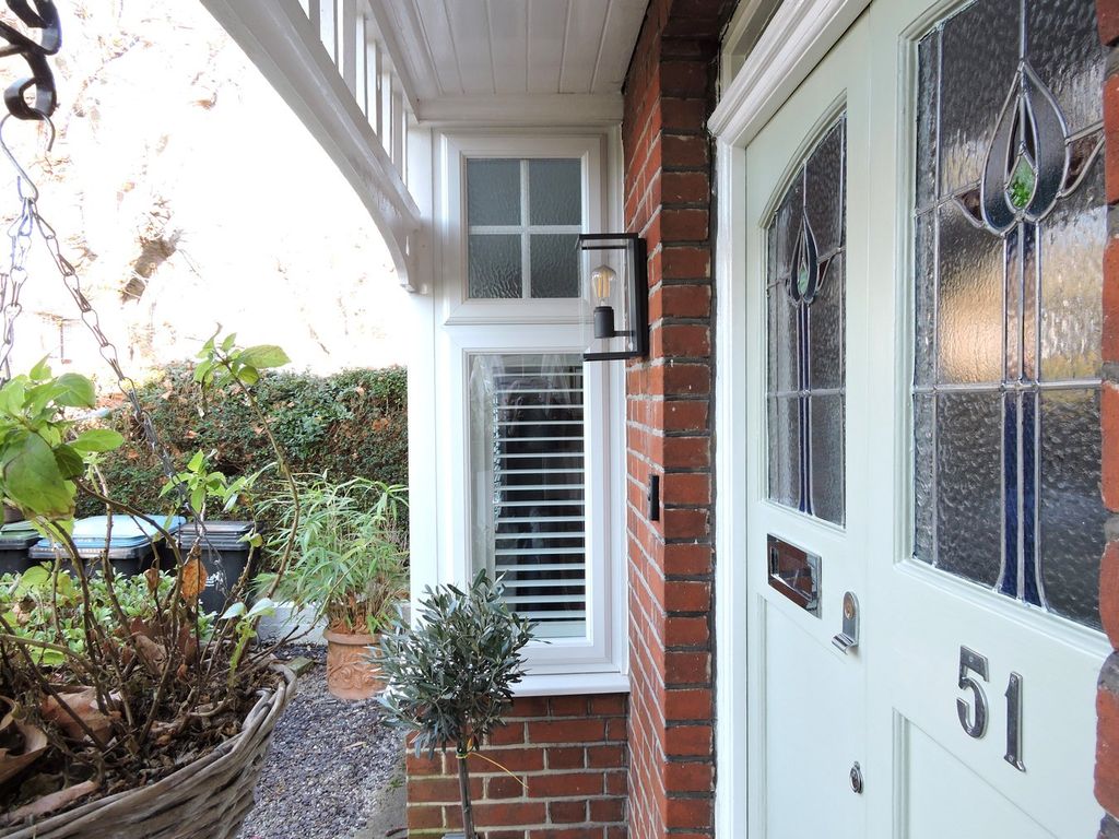 Property photo 3 of 35