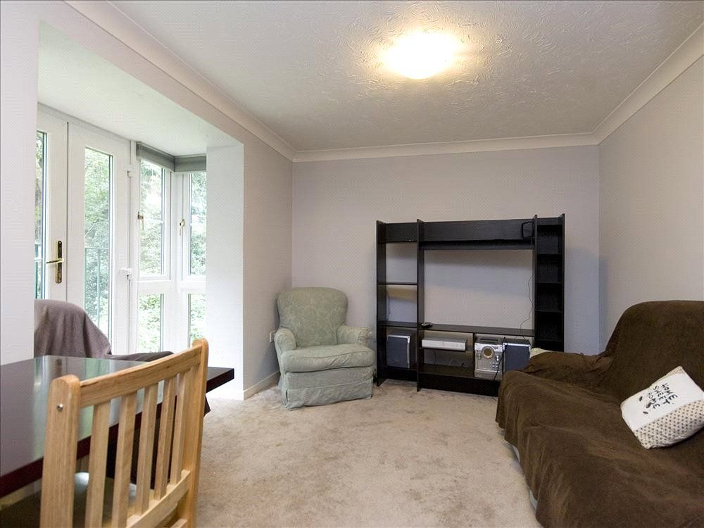Property photo 2 of 6 Living Room