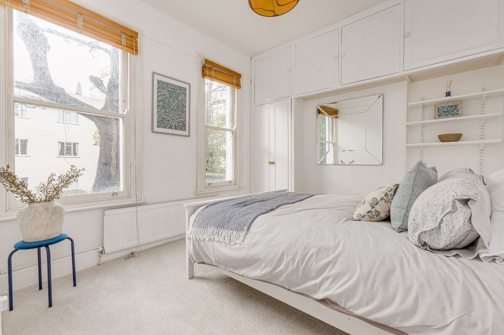 Property photo 3 of 8