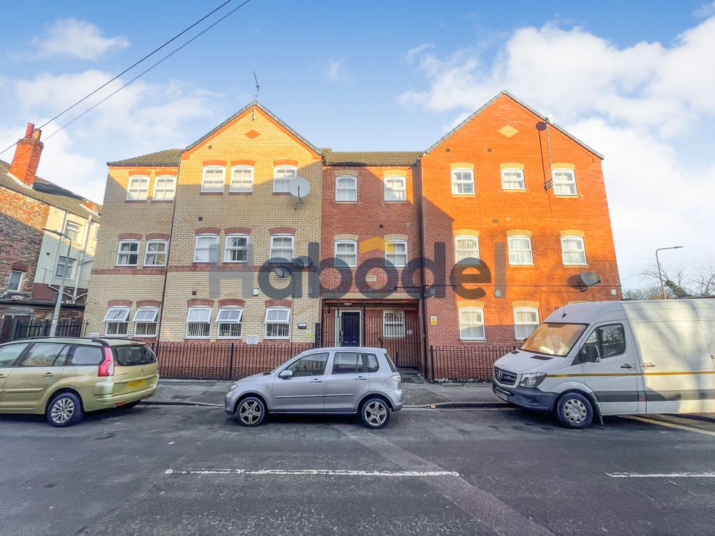 Property photo 1 of 6