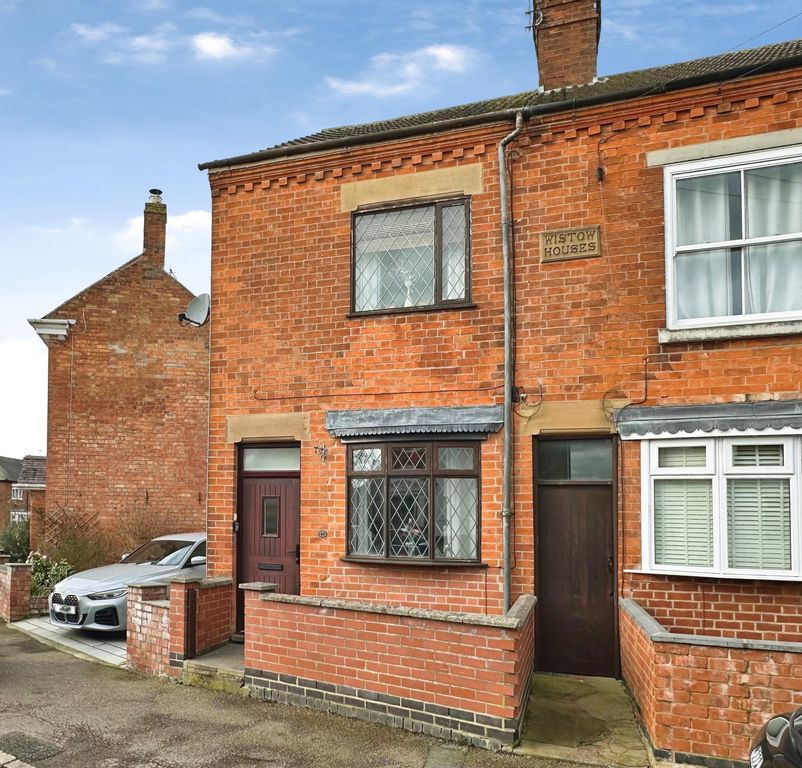 Property photo 1 of 8