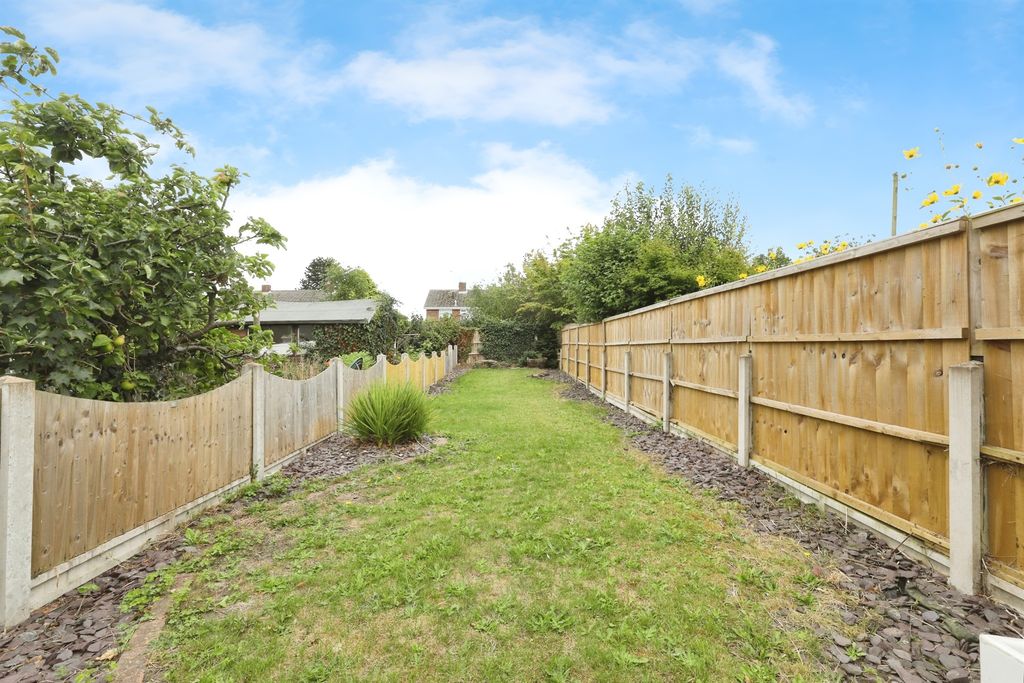 Property photo 2 of 18