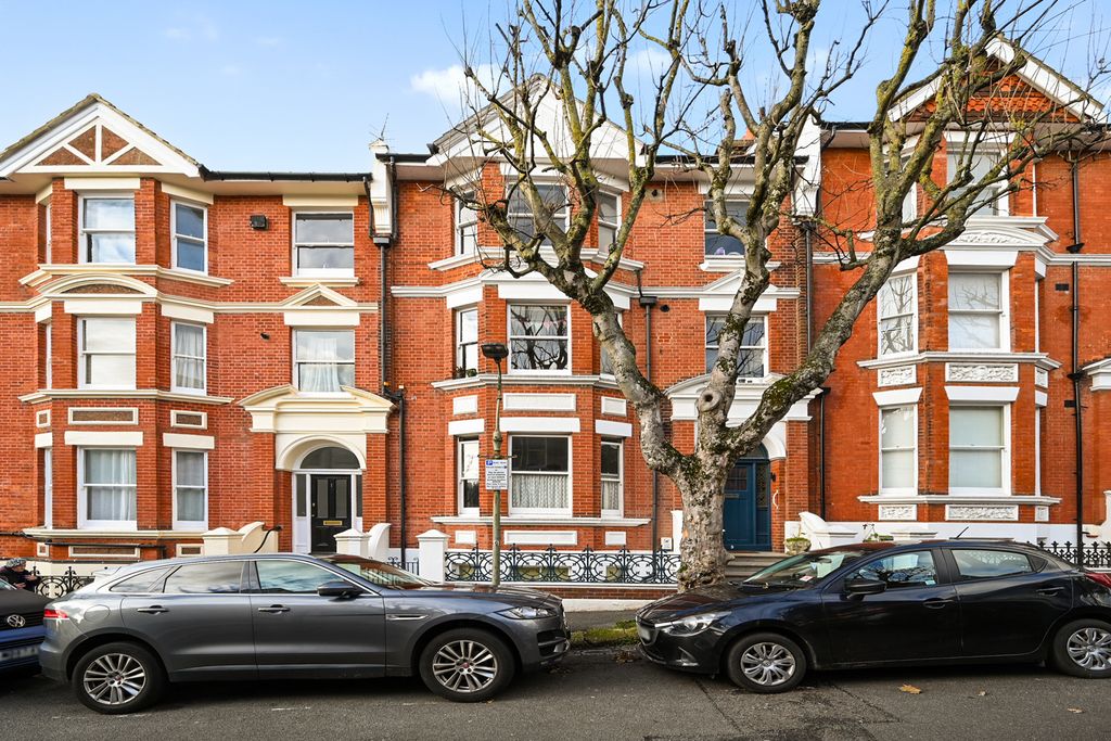 Property photo 1 of 16