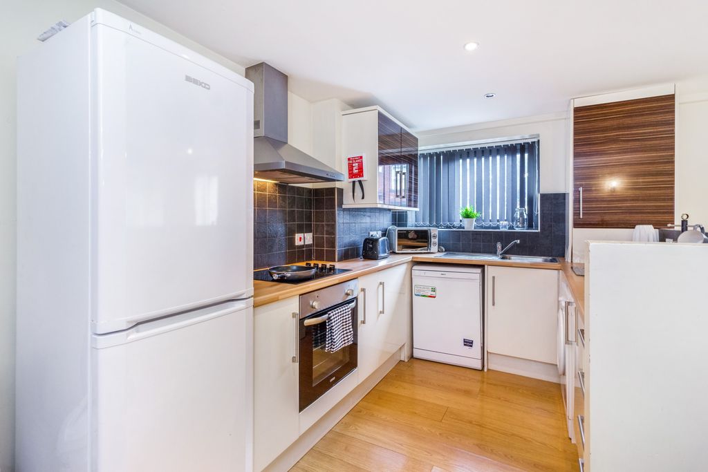 Property photo 2 of 15 Property Photo