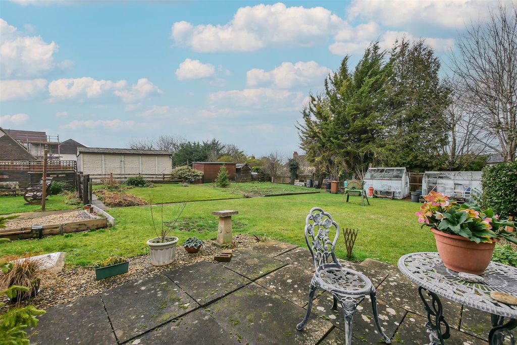 Property photo 3 of 20 Rear Garden