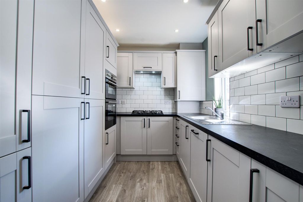 Property photo 1 of 7 3.Jpg