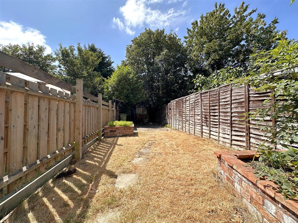 Property photo 3 of 15 Rear Garden 199