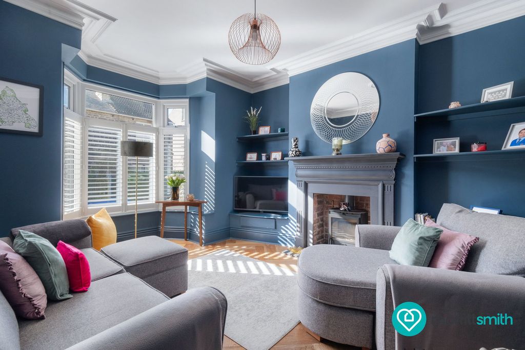 Property photo 2 of 22