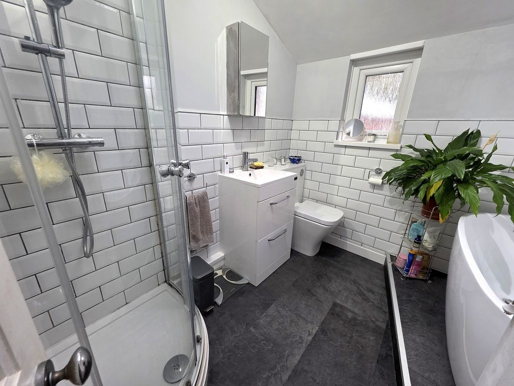 Property photo 2 of 21 Not Specified
