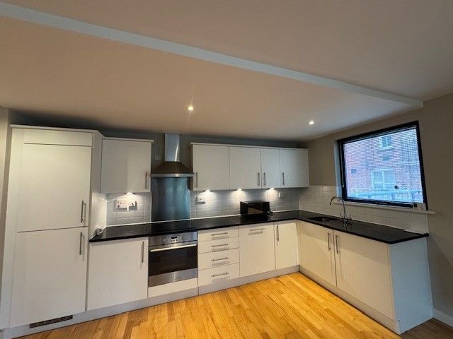 Property photo 2 of 11 Image